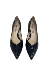 Load image into Gallery viewer, Karen Koo Court Shoe - 6047BLK
