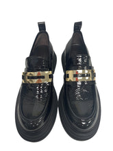 Load image into Gallery viewer, Faire Chunky Black Loafer - PFL321
