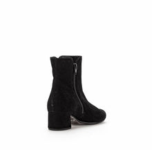 Load image into Gallery viewer, Gabor 5568017- Ankle Boot
