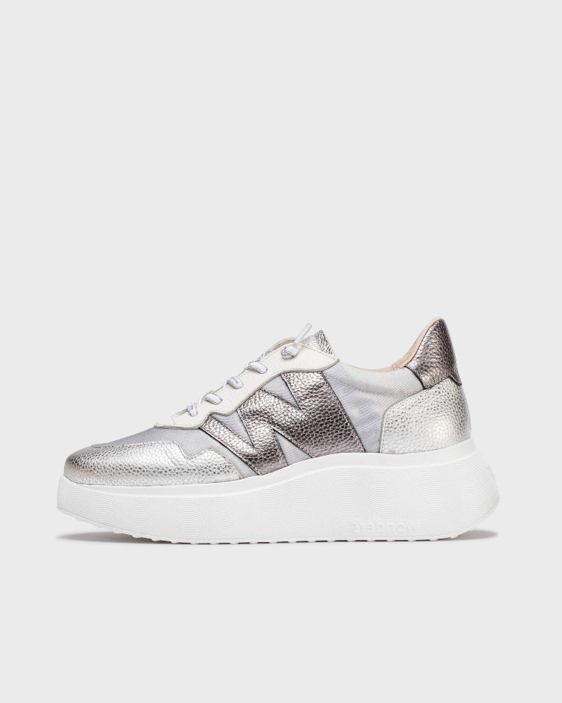 Wonders Metallic Silver Wedge Trainer |A3622SIL