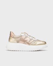 Load image into Gallery viewer, Wonders Metallic Gold Wedge Trainer|A3622GLD
