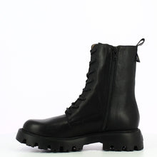 Load image into Gallery viewer, Wonders C7502NE- Military Ankle Boot
