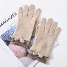 Load image into Gallery viewer, Karen Koo 100% Cashmere Gloves
