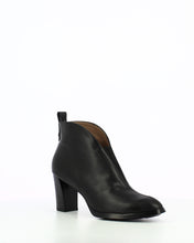 Load image into Gallery viewer, Wonders L1112BLK- Ankle Boot
