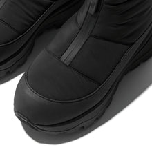 Load image into Gallery viewer, FitFlop ID5B63- Ankle Boot
