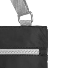 Load image into Gallery viewer, Roka Bag Moorgate Medium Black
