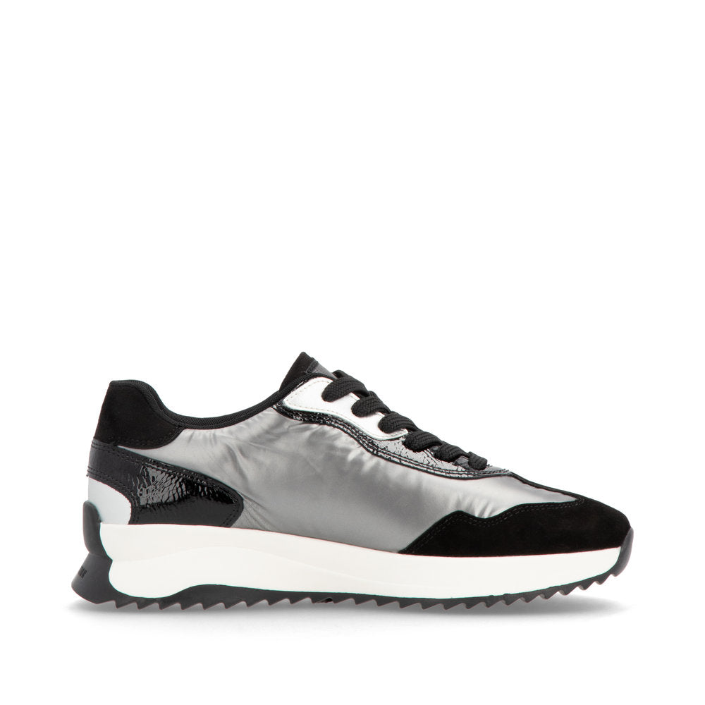 Revolution W130642- Trainer