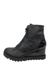 Load image into Gallery viewer, Marco Moreo G677BK- Ankle Boot
