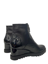 Load image into Gallery viewer, Marco Moreo G677BK- Ankle Boot
